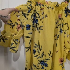 Floral Yellow Short Sleeve Top